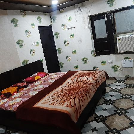 Shri Haridas Dham Mathura Zewnętrze zdjęcie
